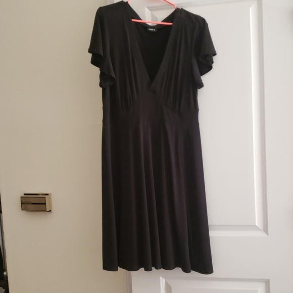 Black torrid dress-size 1 plus - Picture 1 of 4